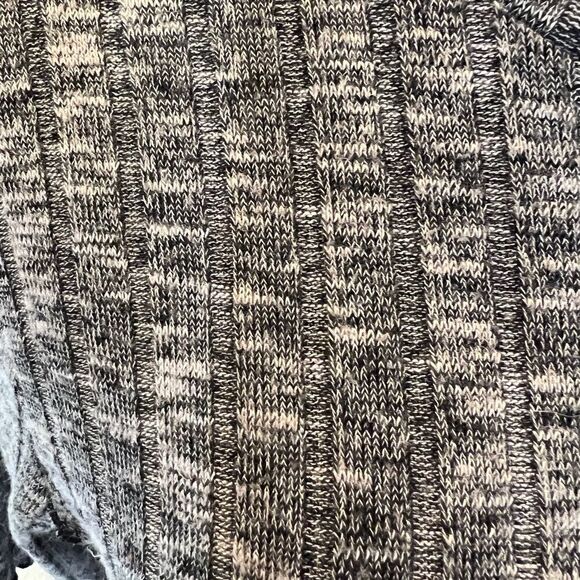 Michael Stars marled Black and Tan short sleeve sweater with raw edge S - Picture 3 of 11